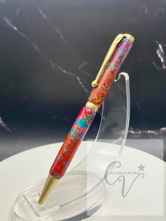 Le seul et unique exemplaire; Stylo bille twist durable, on peut changer l'encre! Un véritable Chef-d'œuvre!