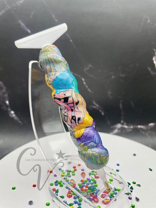 Ergonomic diamond painting stylus/pencil; Spiral heart passion!