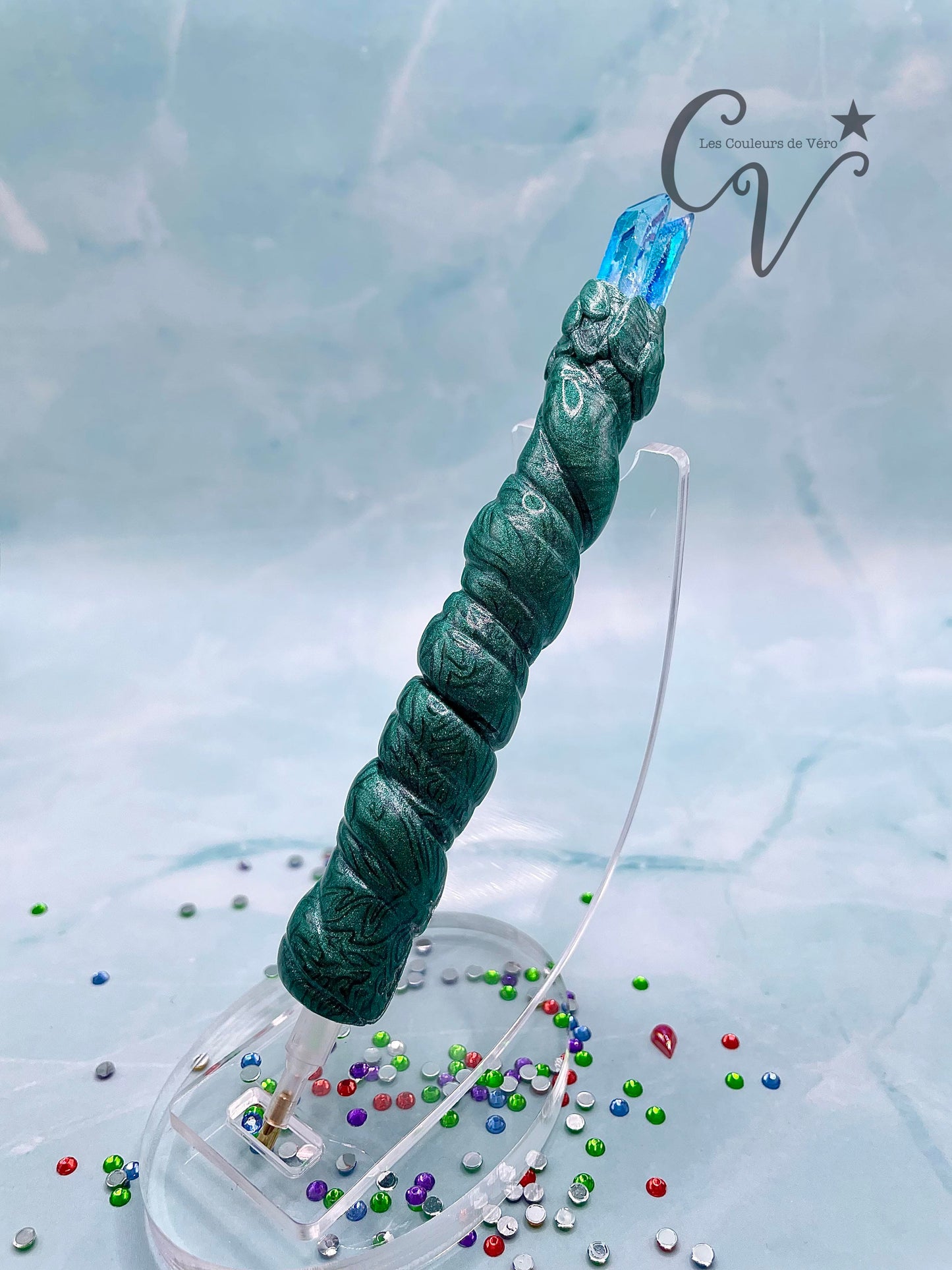 Ergonomic diamond painting stylus/pencil; Glittering tornado!