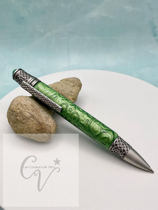Celtic stylo bille de collection à torsion; unique en pâte polymère!