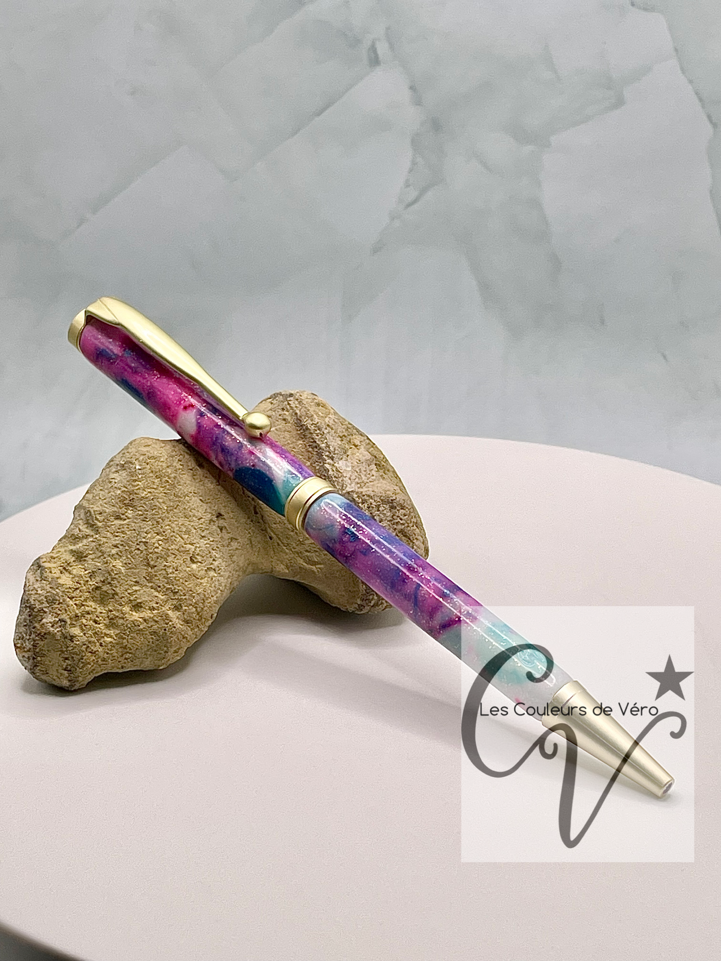 Stylo bille de collection à torsion ligne mince Slimline, plaquage or brossé; Splash de Rose!