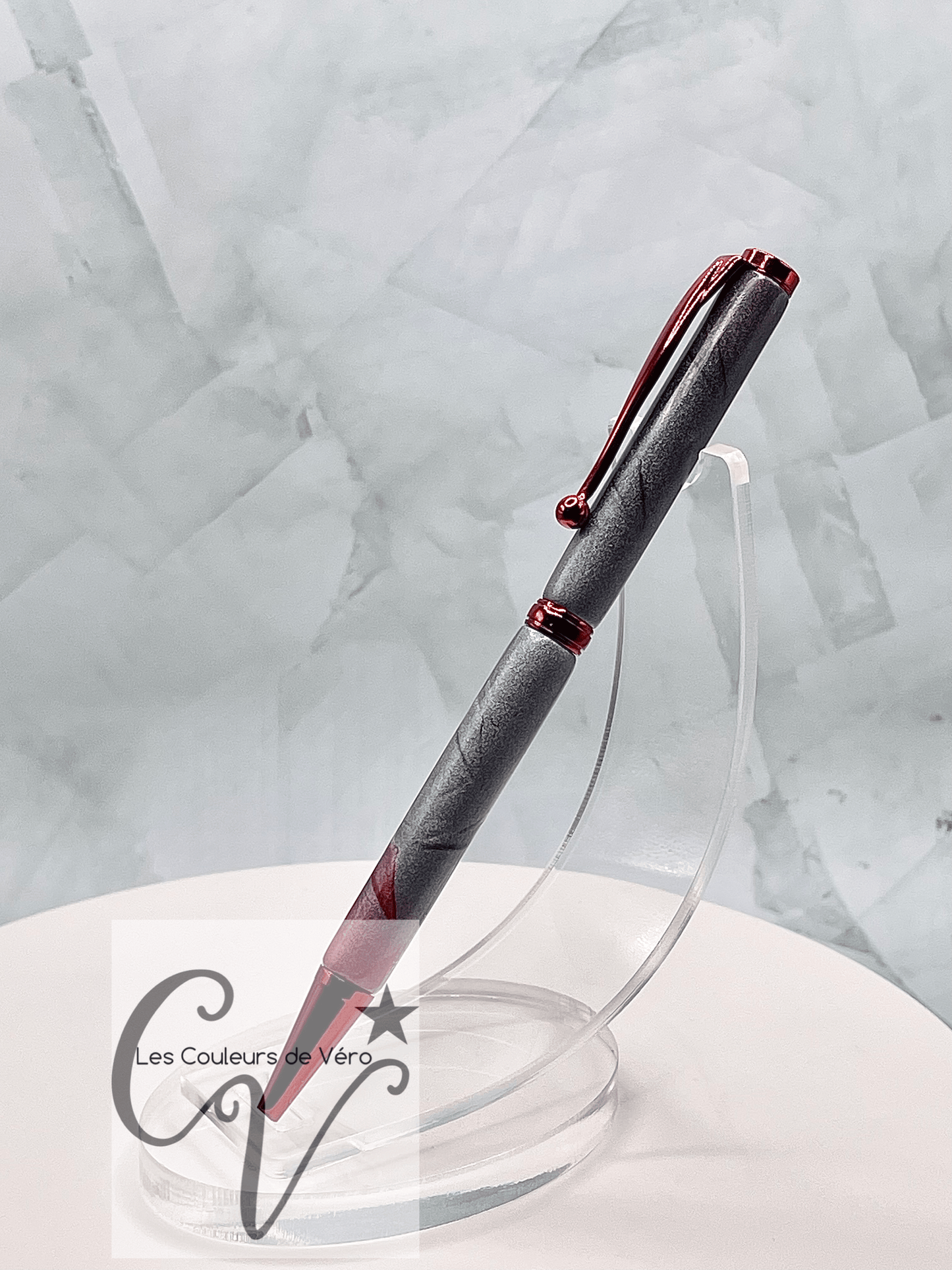 Stylo bille de collection à torsion mince Slimline, placage rouge; Tôle métallique rouge!