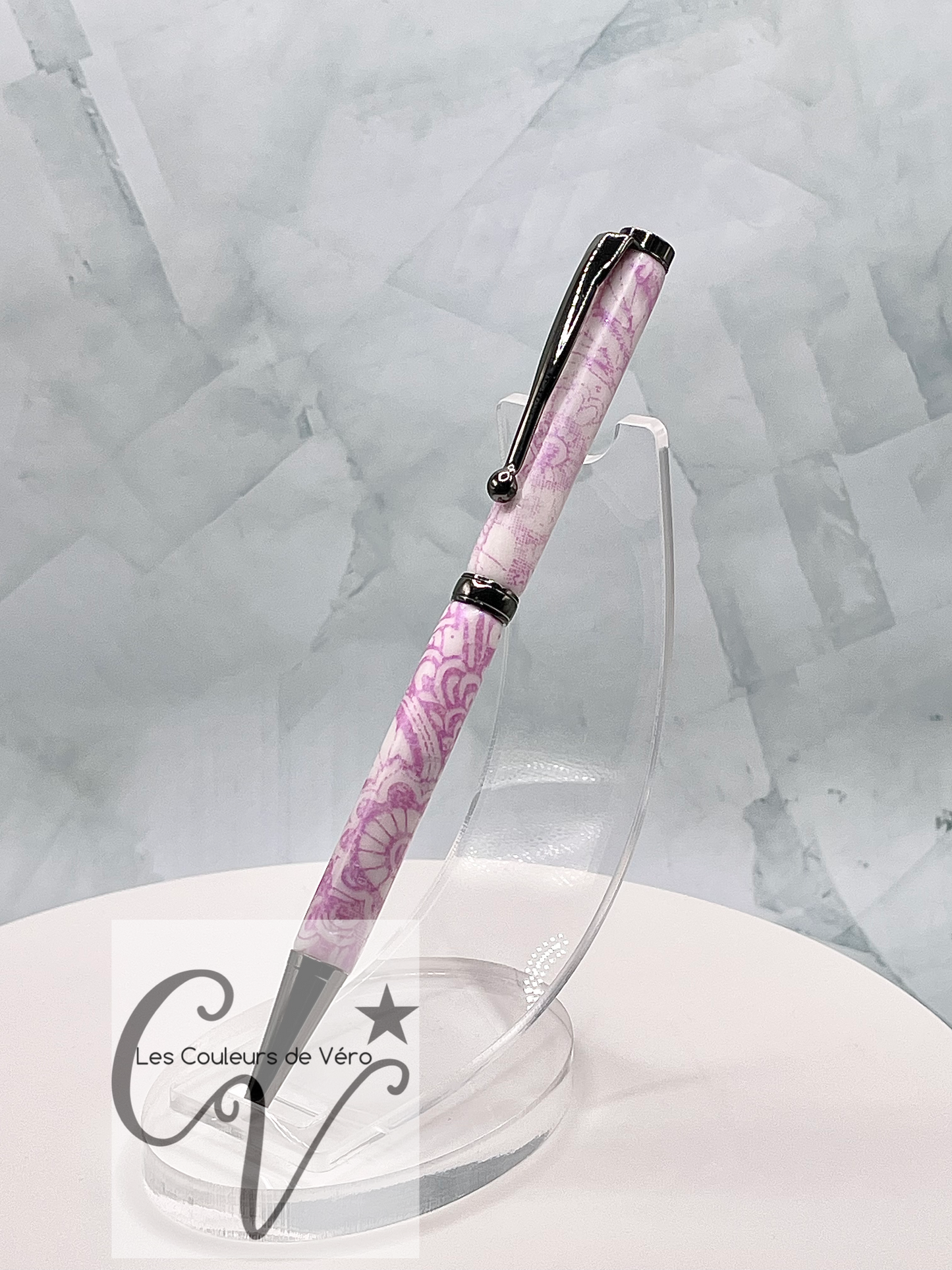 Stylo bille de collection à torsion ligne mince Slimline, plaquage noir; Fleurs discrètes!