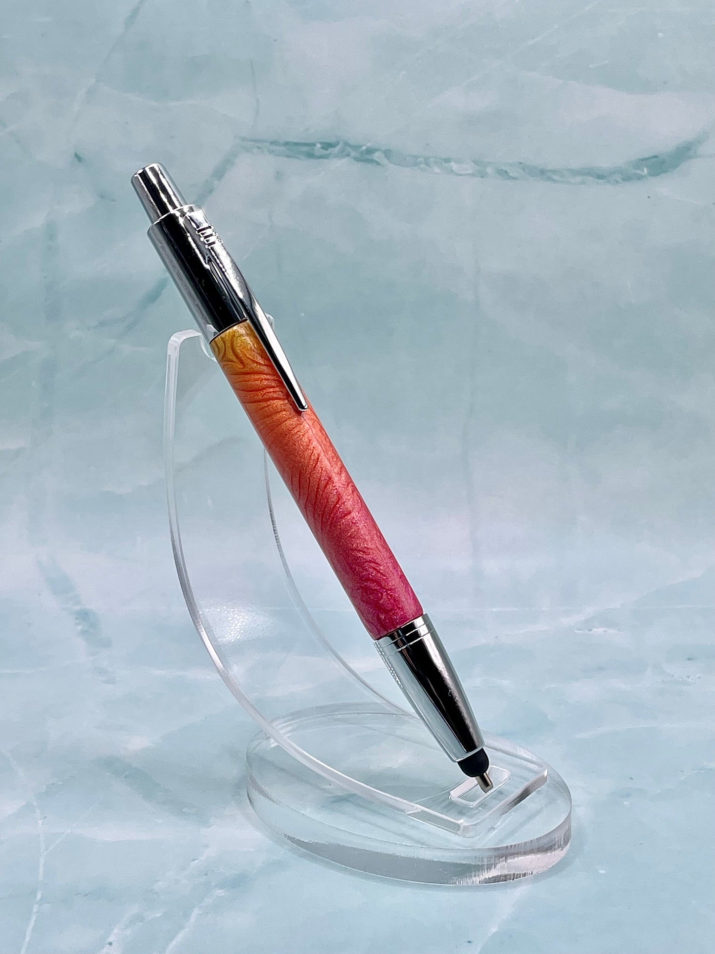 Touch stylus & click ballpoint pen; Warm shapes!