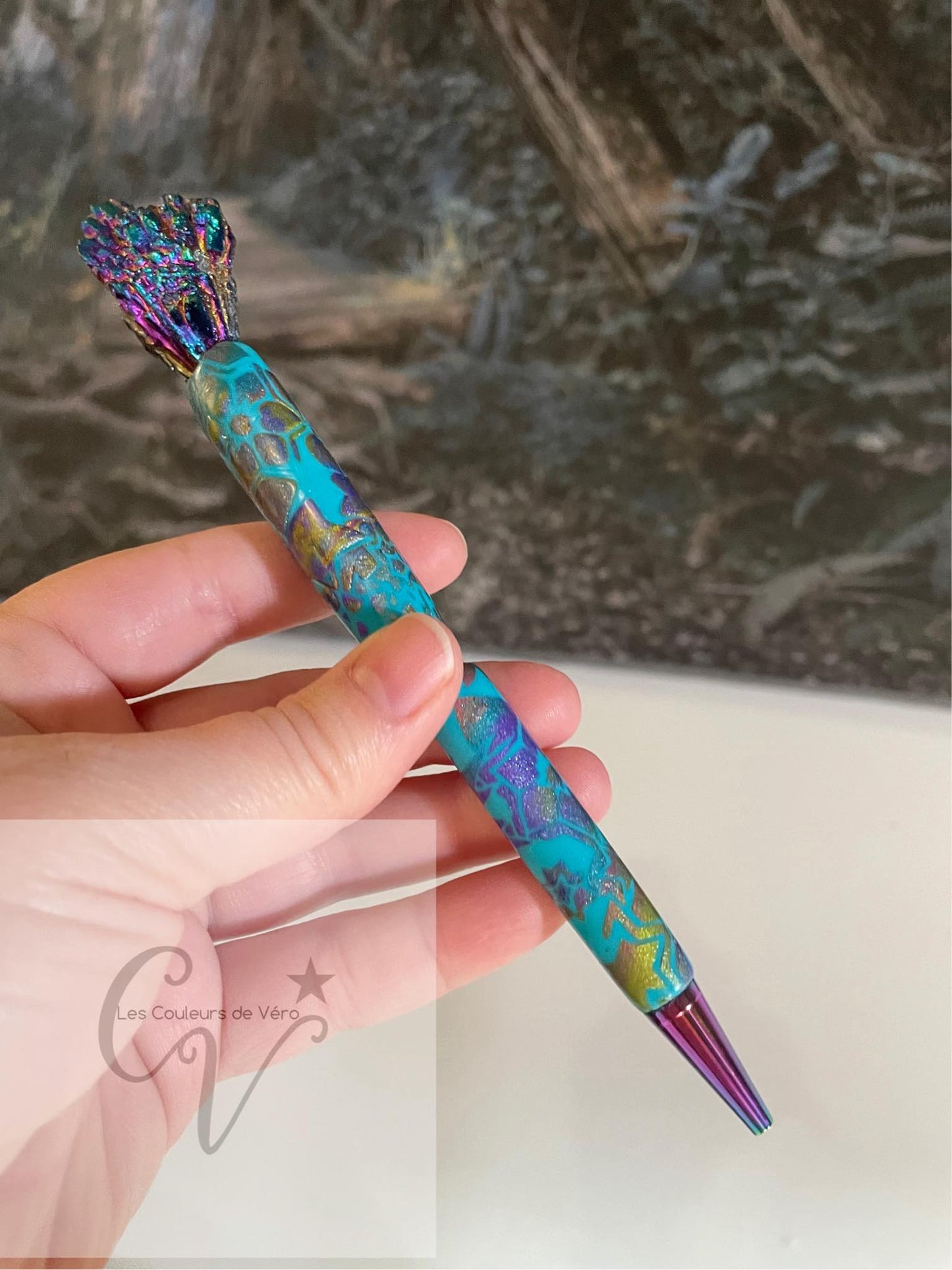 Stylo bille en pâte polymère - orné d'une pierre précieuse Tourmaline Noire Naturelle