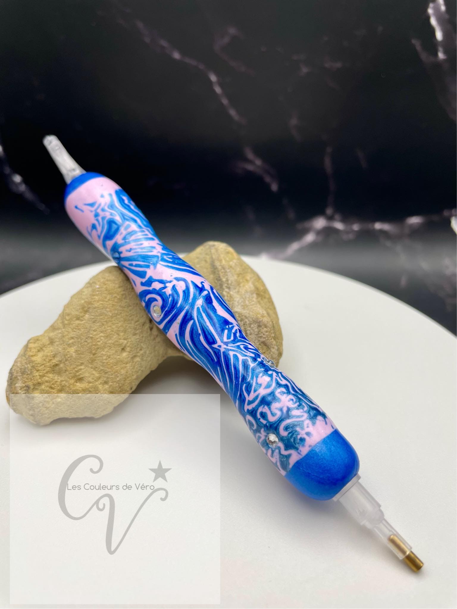 Stylet / crayon diamond painting ergonomique; Très léger, incassable, confortable, unique (non-reproduisable) Fait main!
