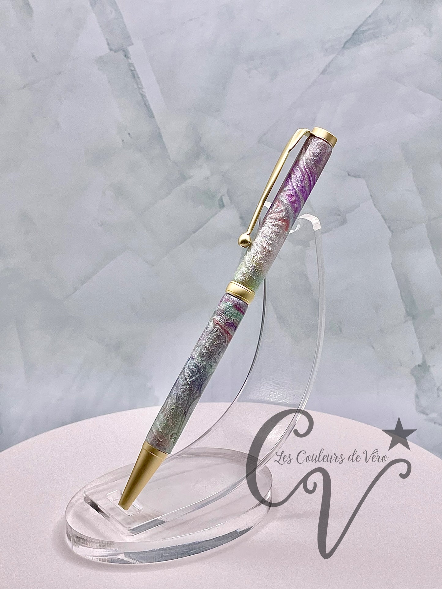Slimline Slim Twist Collectible Ballpoint Pen; golden hearts