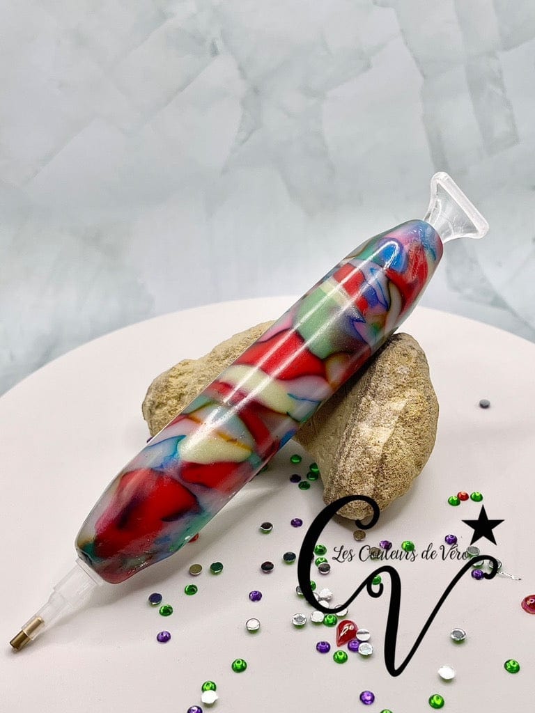 Stylet / crayon diamond painting Motif pierres précieuses bleu vert blanc rouge transparence