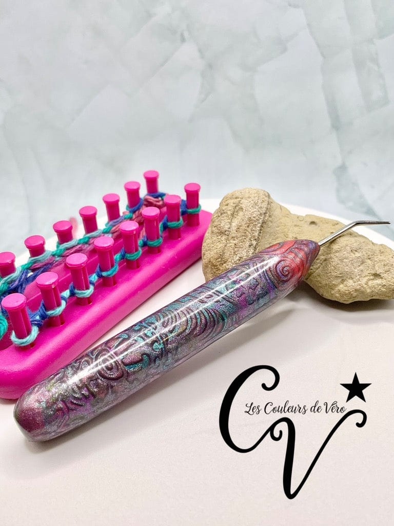 Outil tricotin ergonomique; Scintillant multi-colores!