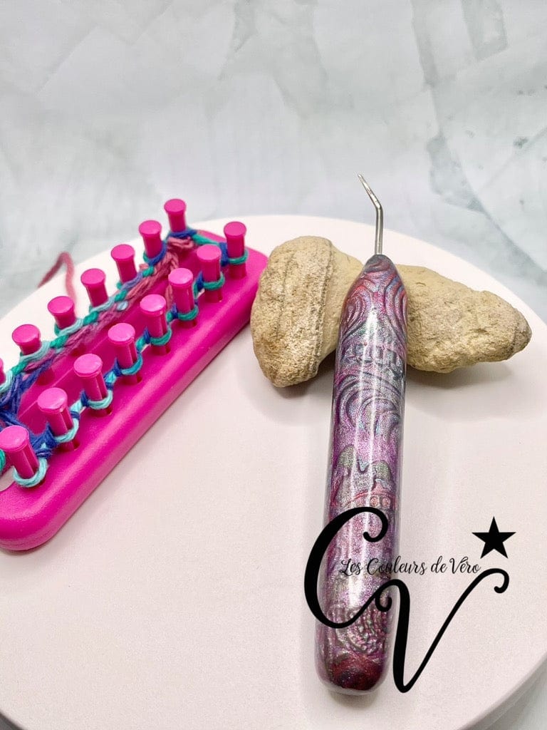 Outil tricotin ergonomique; Scintillant multi-colores!