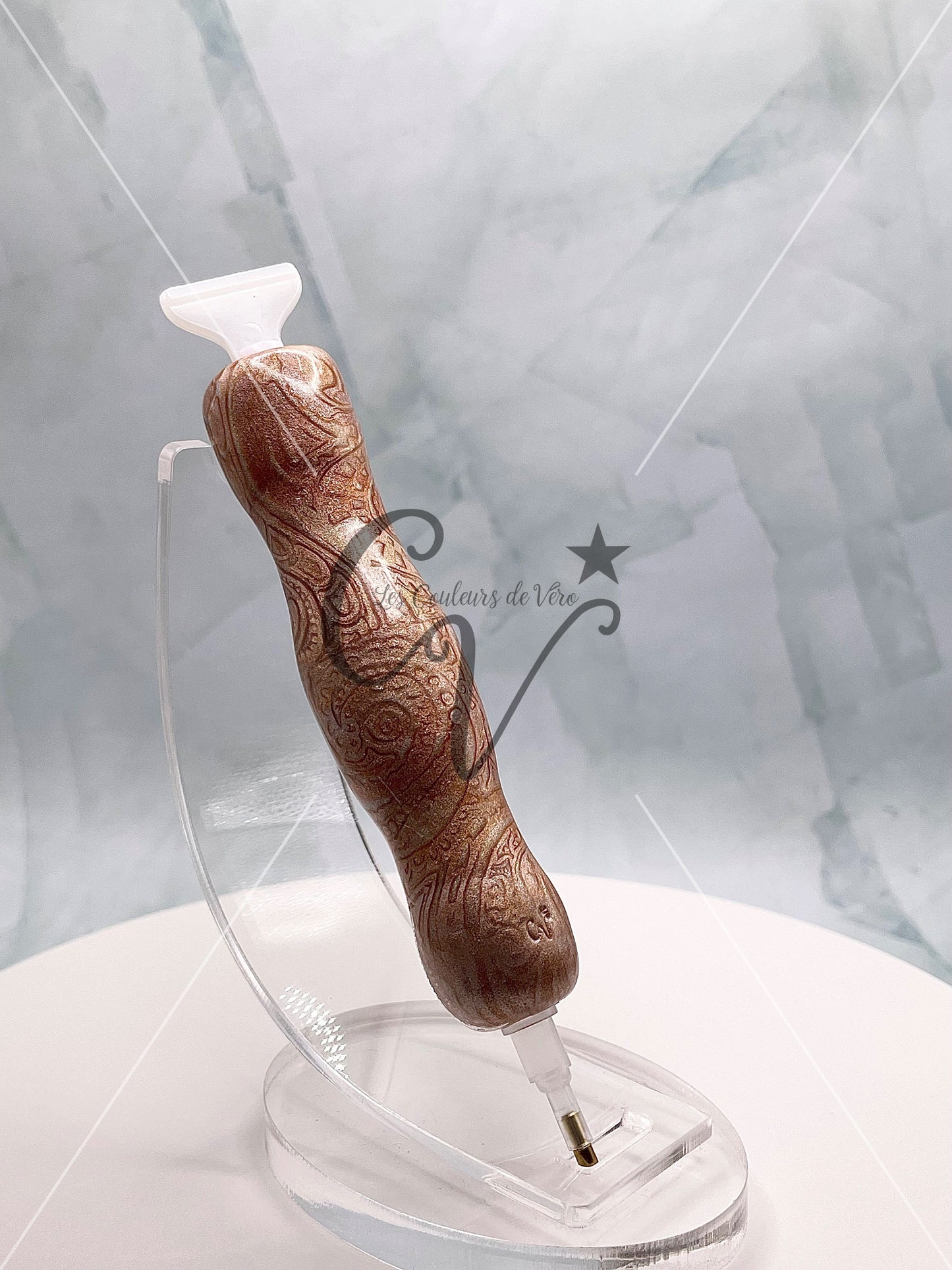Ergonomic diamond painting stylus/pencil; Spiral heart passion!