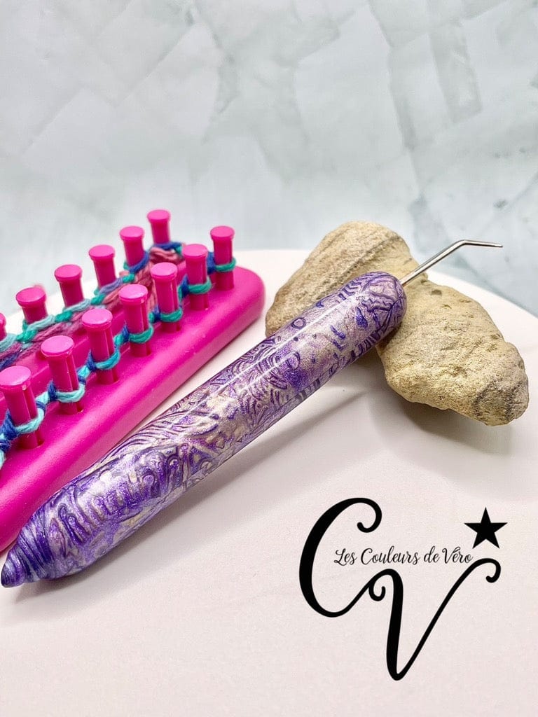 Outil tricotin ergonomique; Étoile de mauve!
