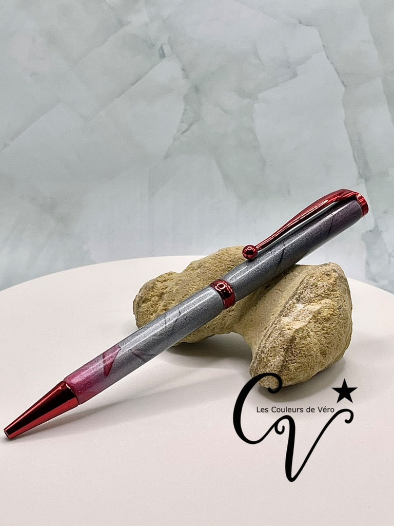 Stylo bille de collection à torsion mince Slimline, placage rouge; Tôle métallique rouge!