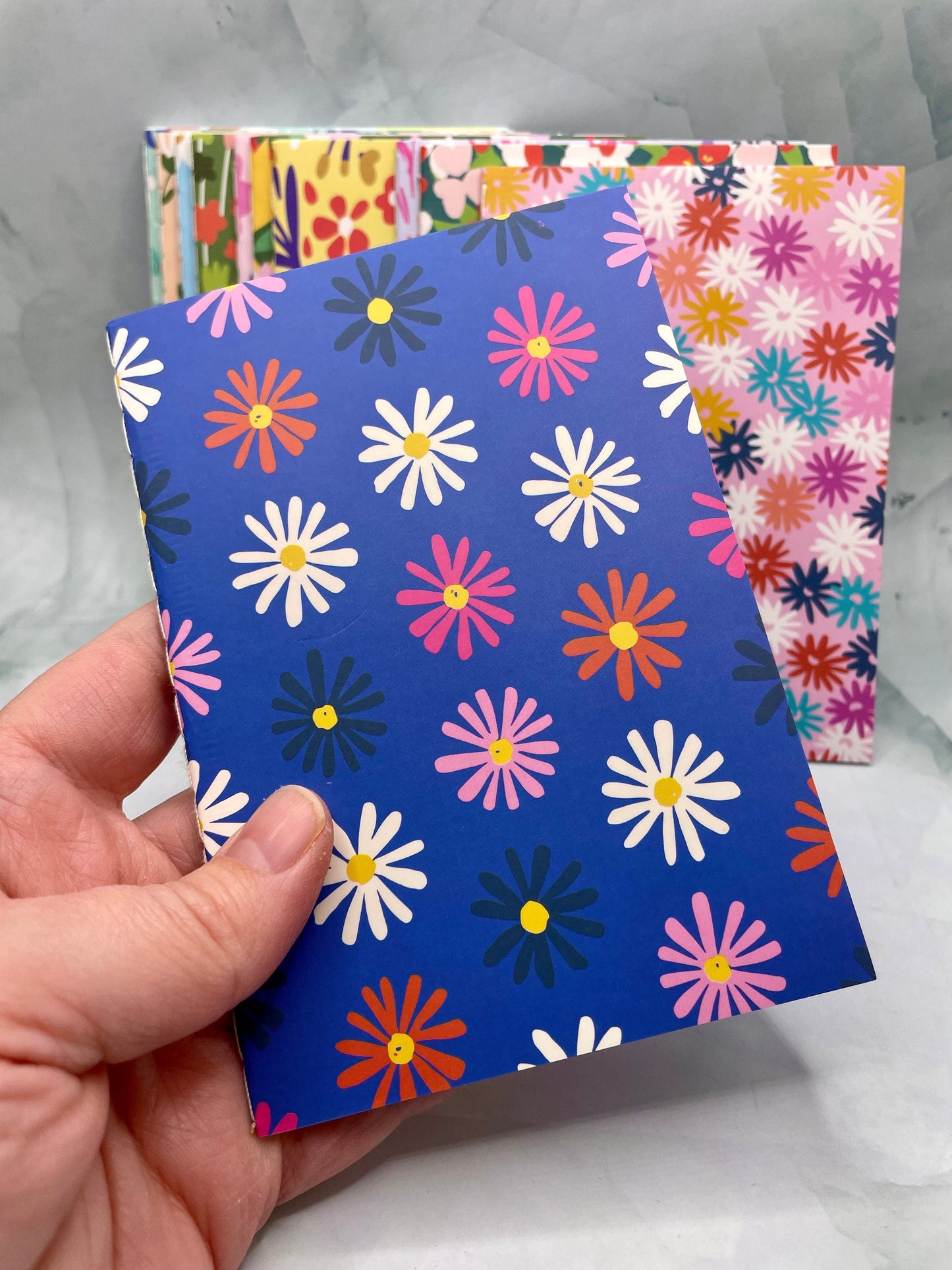 Les Calpins, Notebook, Bloc-notes fleurit; Imprimé de petites fleurs!