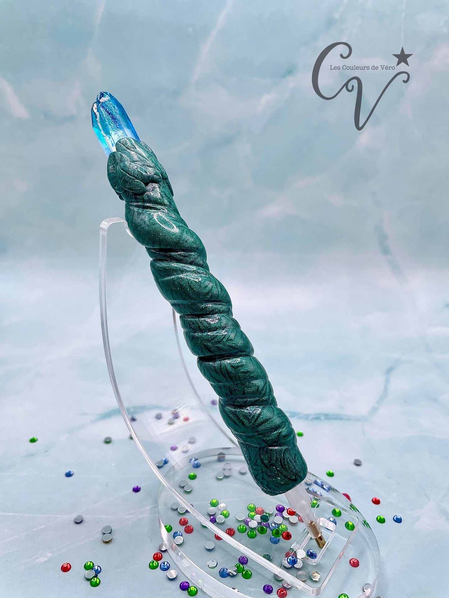 Ergonomic diamond painting stylus/pencil; Glittering tornado!