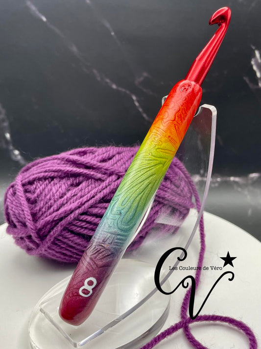 Ergonomic hook; 8mm comfortable, light and unique!