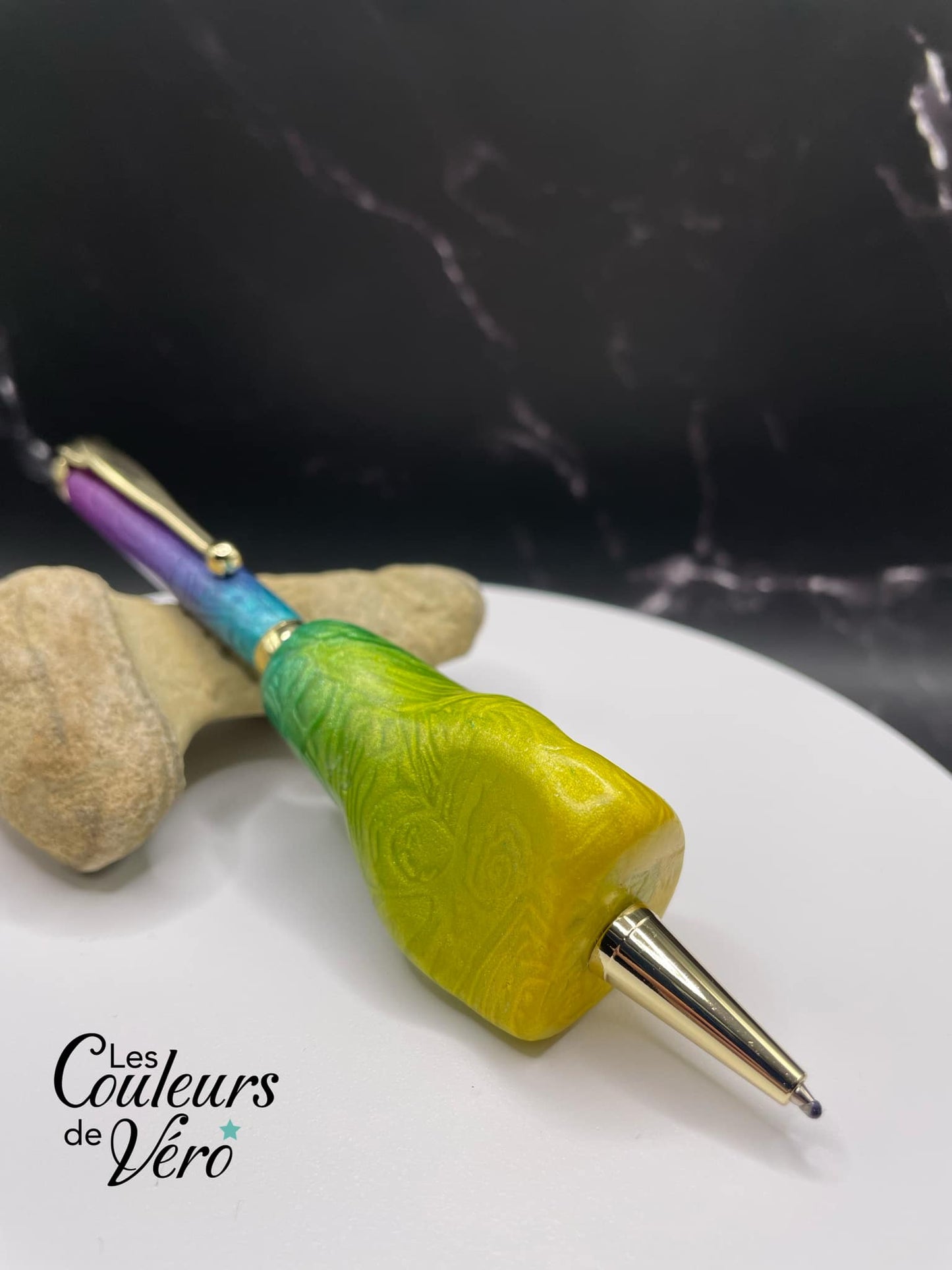 Stylo bille triangle ergonomique, écriture ergonomique, aide pour arthrite, arthrose, dextérité fine etc
