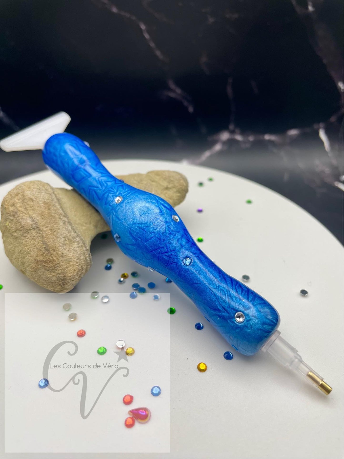 Stylet / crayon diamond painting ergonomique; Très léger, incassable, confortable, unique (non-reproduisable) Fait main!