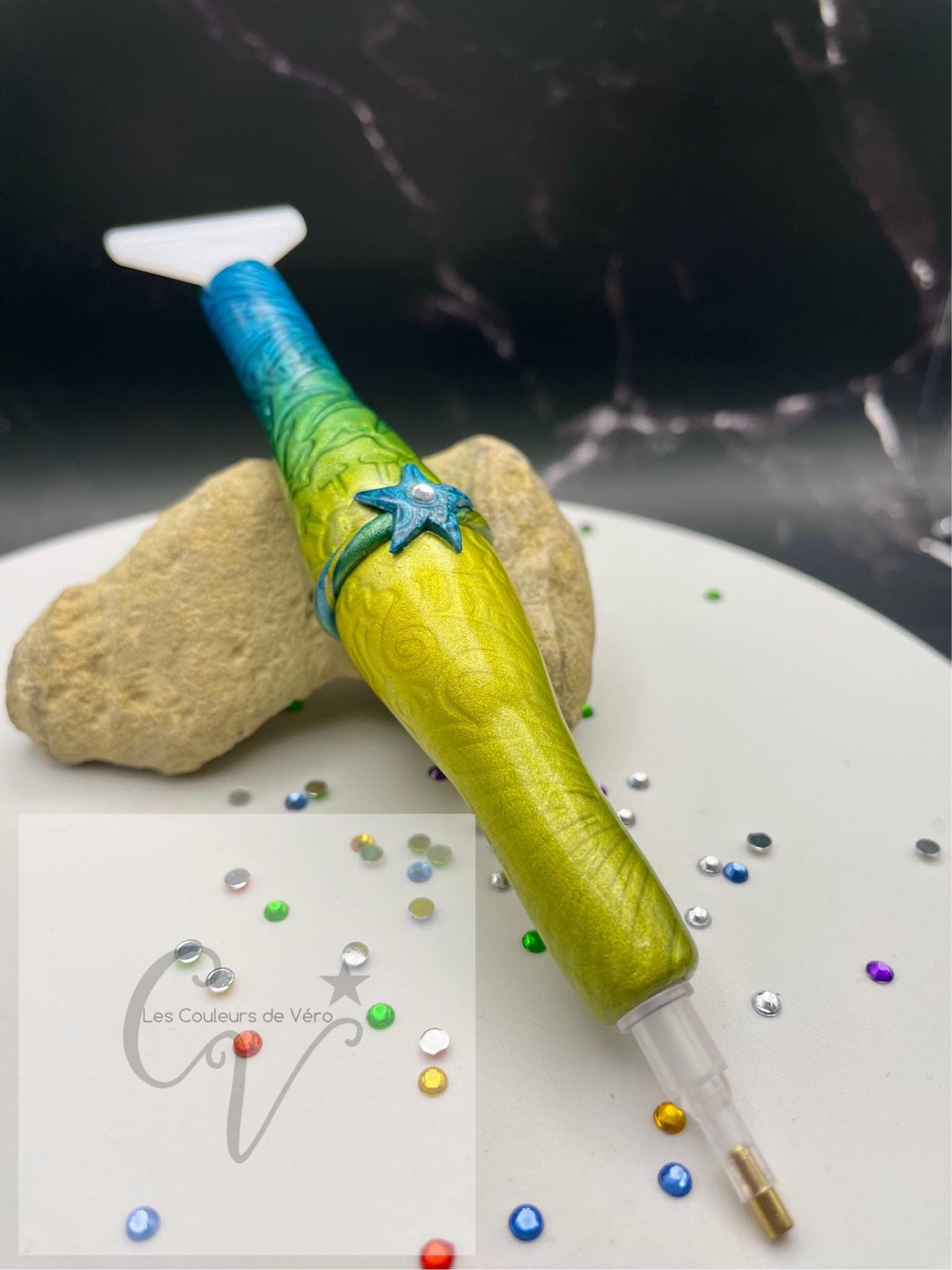 Stylet / crayon diamond painting ergonomique; Très léger, incassable, confortable, unique (non-reproduisable) Fait main!