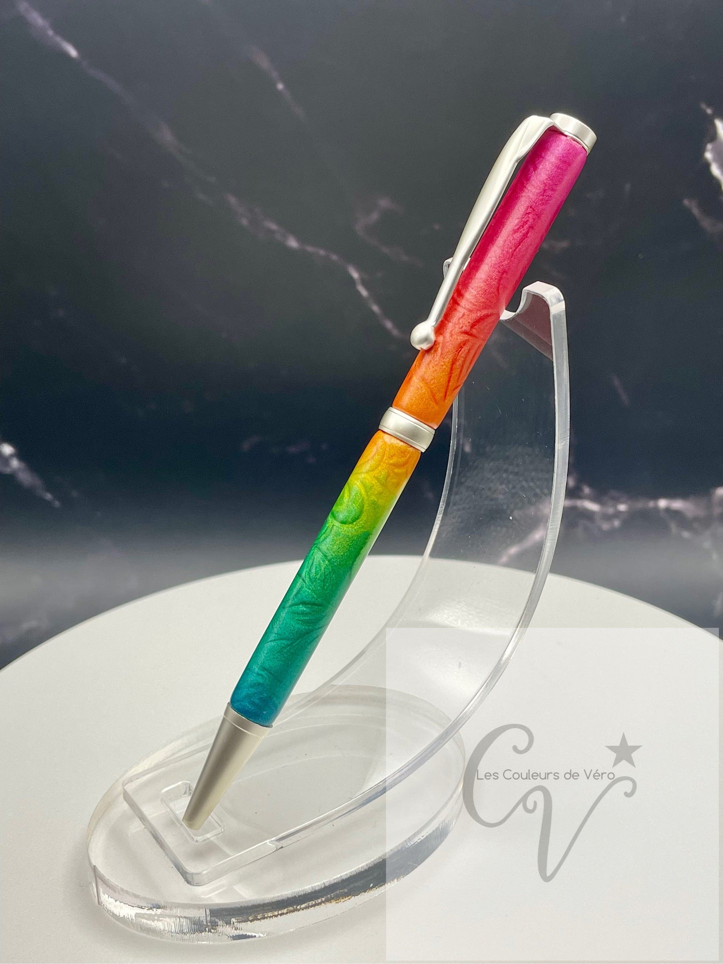 Slimline Slim Twist Collectible Ballpoint Pen; golden hearts