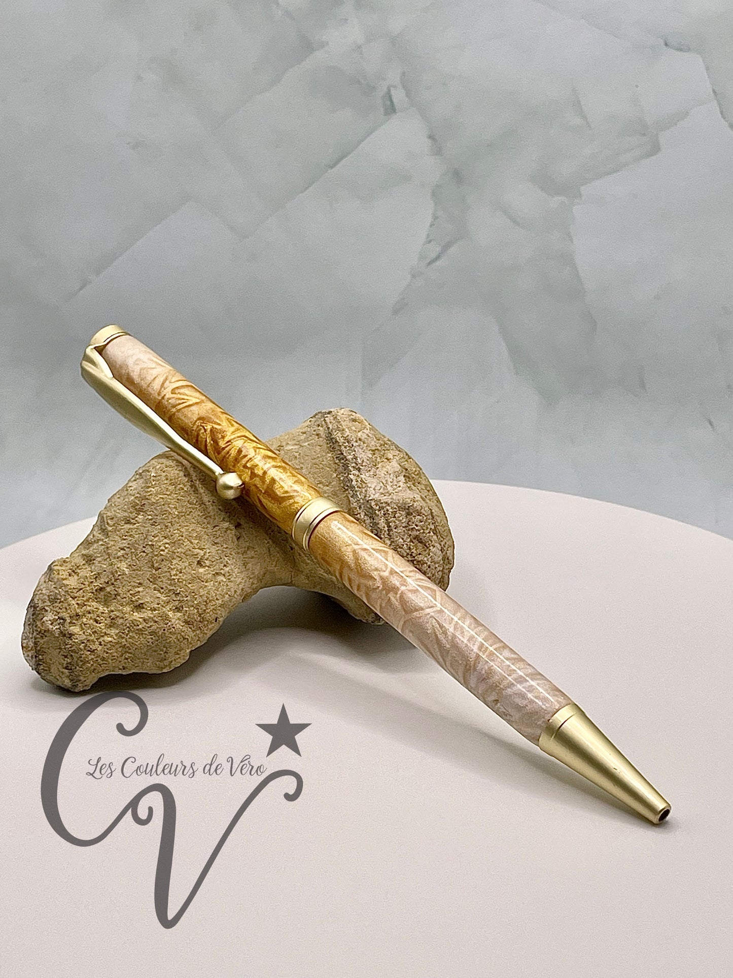 Slimline Slim Twist Collectible Ballpoint Pen; golden hearts