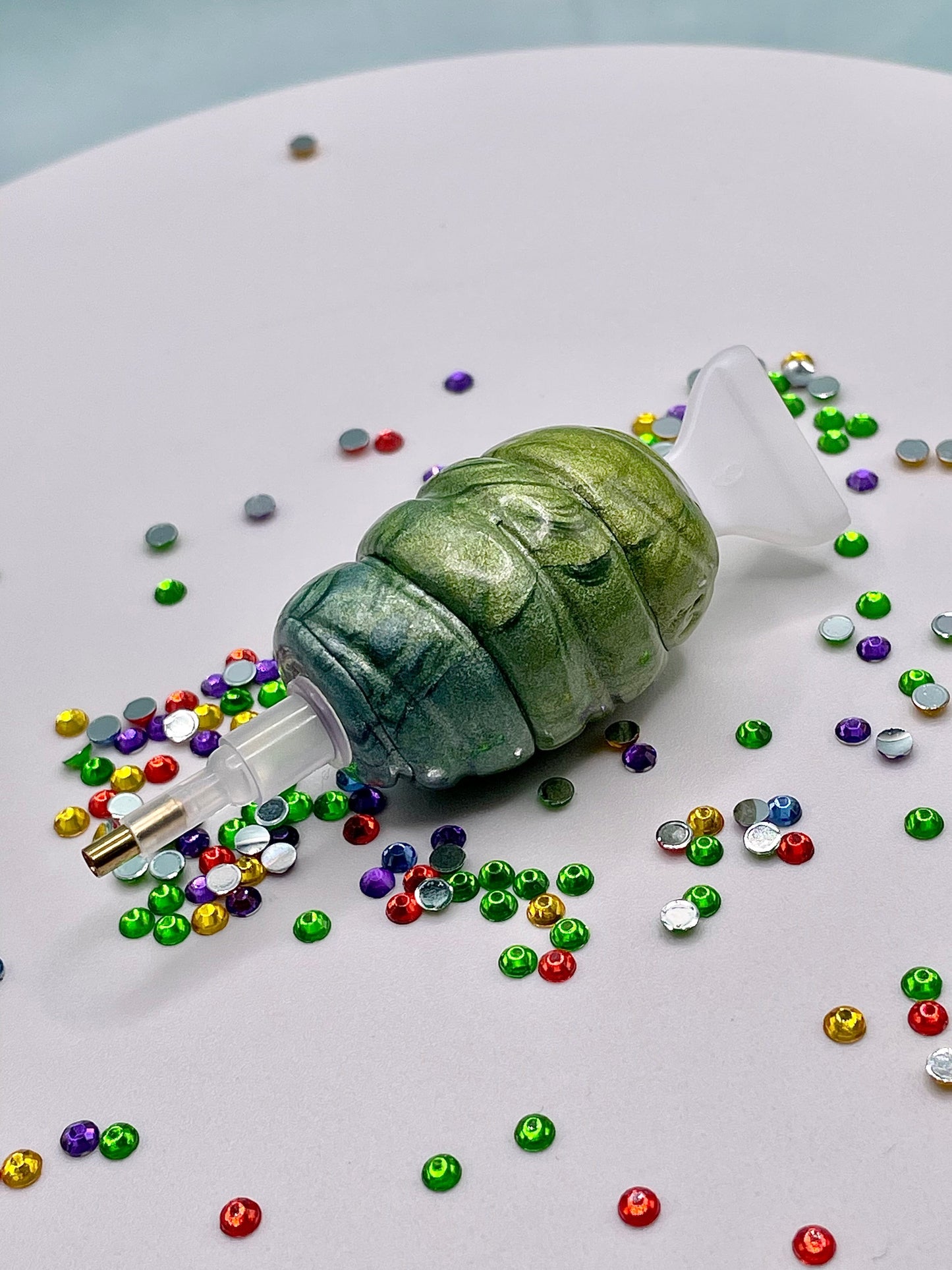 Baby, Mini, Micro; Ergonomic spiral diamond painting stylus/pencil; Spiral of green!