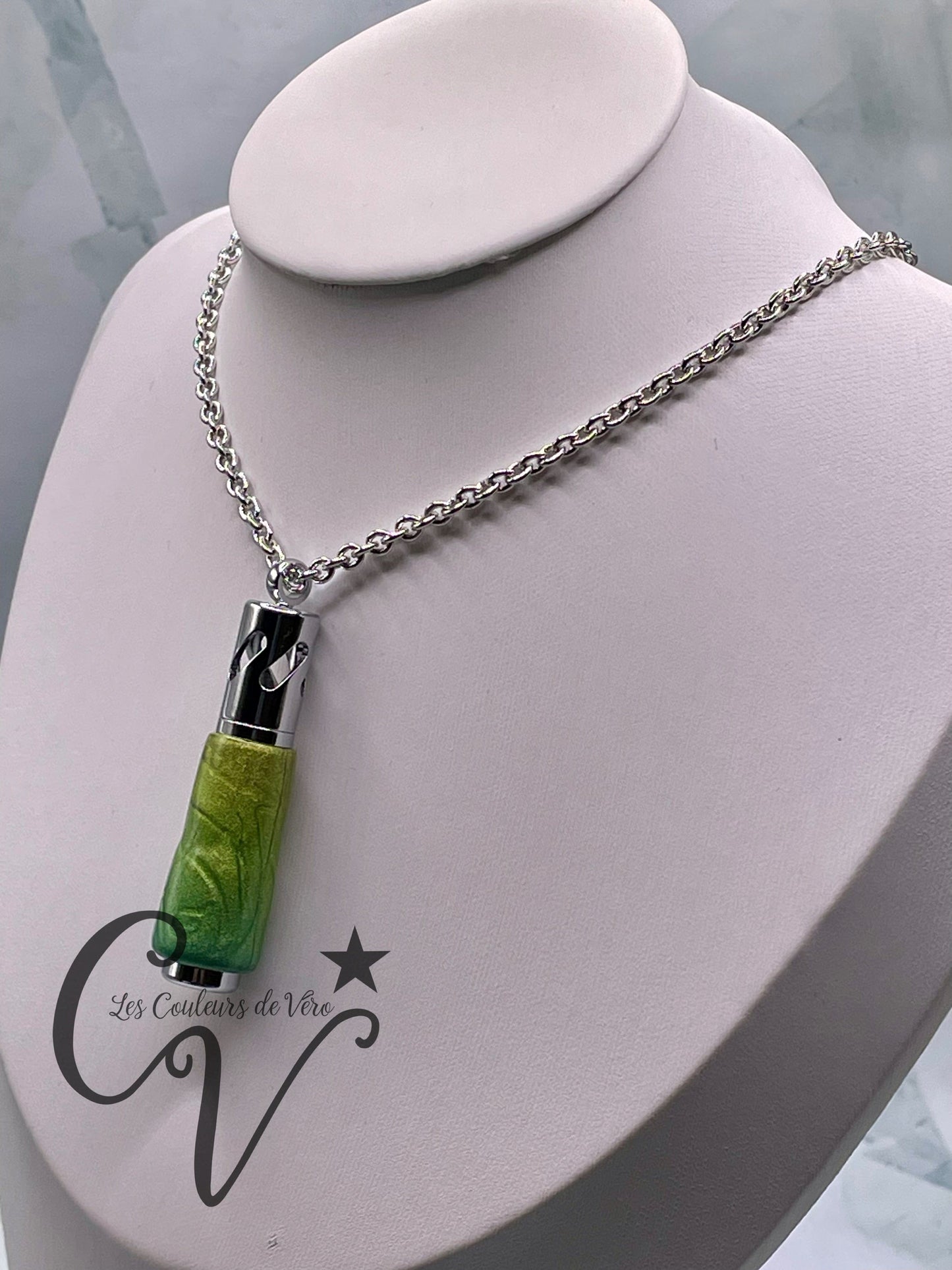 Collier d'aromathérapie; Petit, anti-stress, unique et réutilisable!