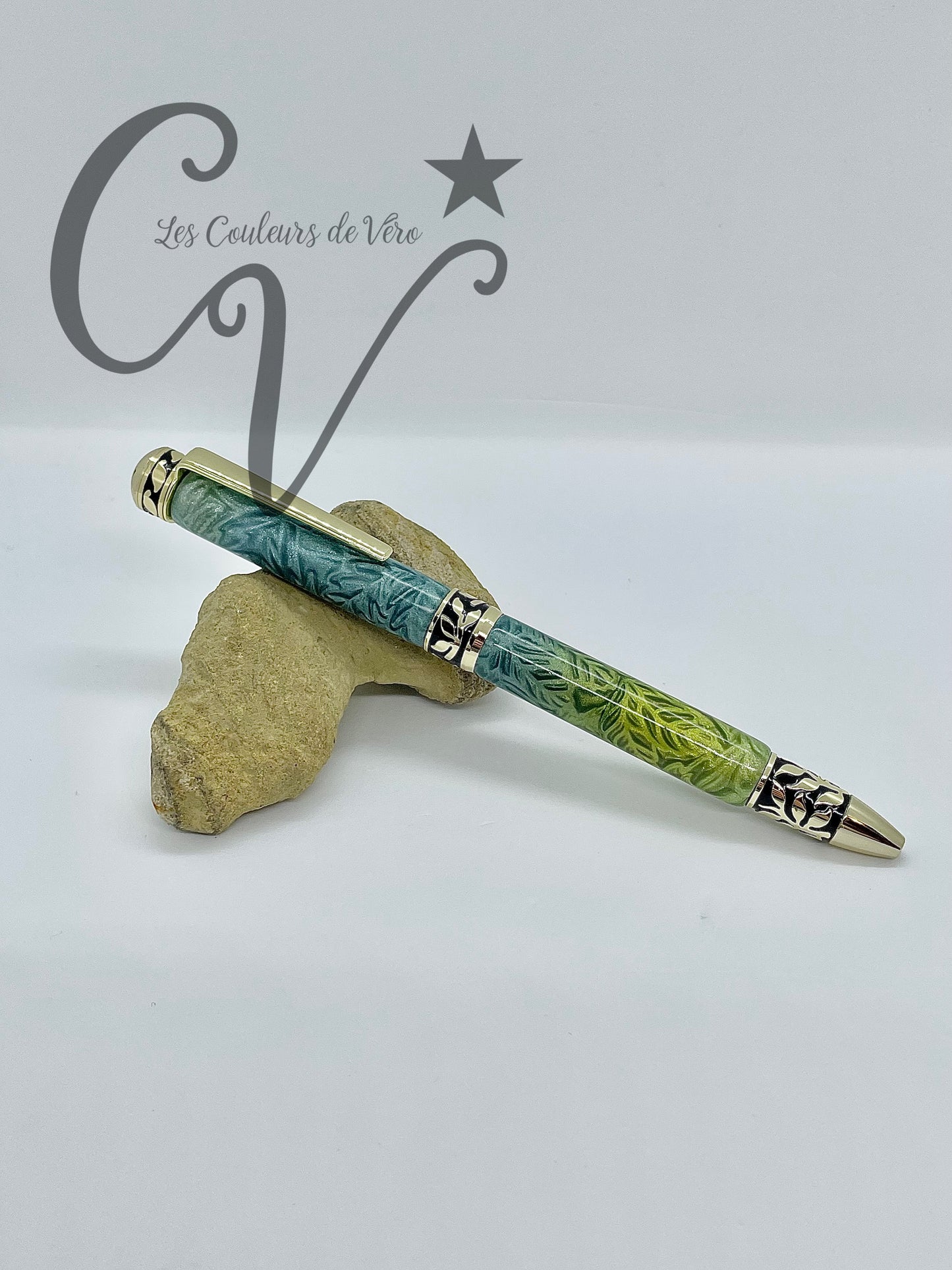 Stylo bille de collection à torsion Or 24K; Feuillage enchanté!