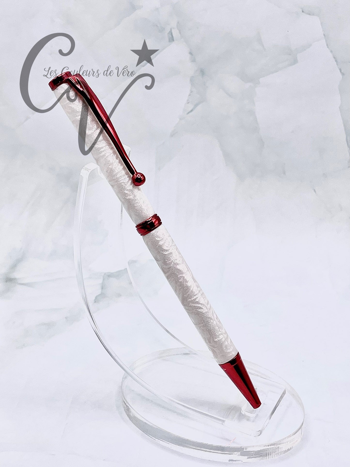 Durable and unique twist ballpoint pen!