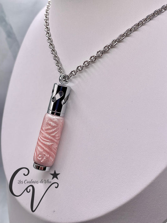 aromatherapy necklace; At the center of the Earth!